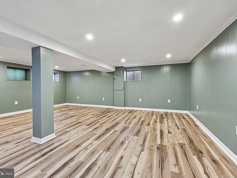 7200 Vellex Ln — Photo 37