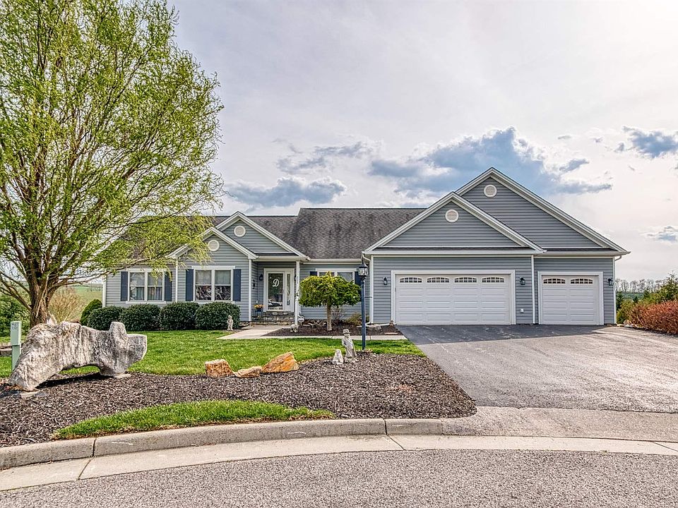 1st image of 295 Citrine Ct