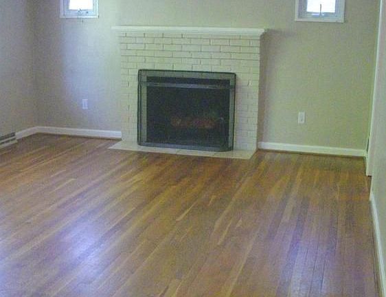 3rd image of 3736 Richard Ave