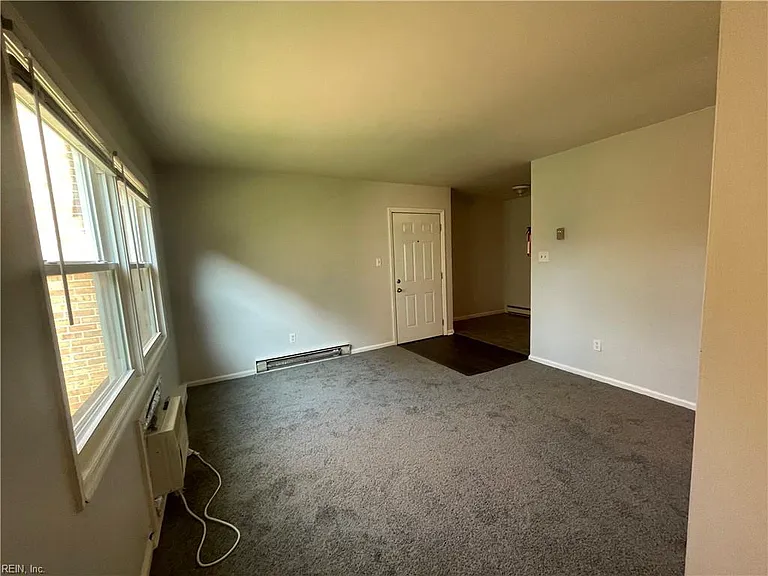 243 Maryland Ave #A — Photo 6