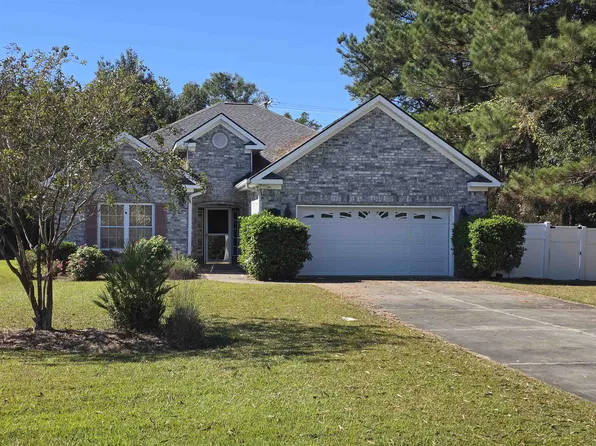 713 Golden Eagle Dr., Conway, SC 29527