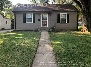 121 SW Hillside Ave, Topeka, KS 66611