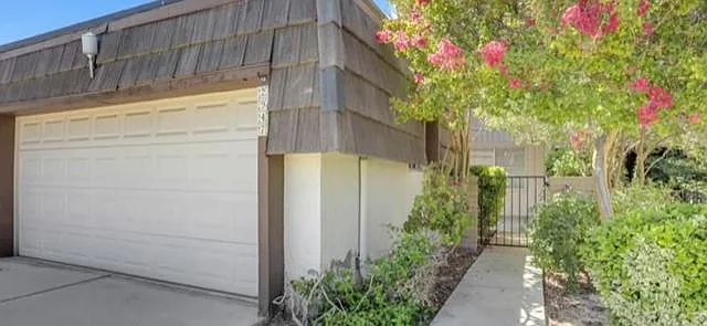3003 Pinehurst Dr — Photo 11