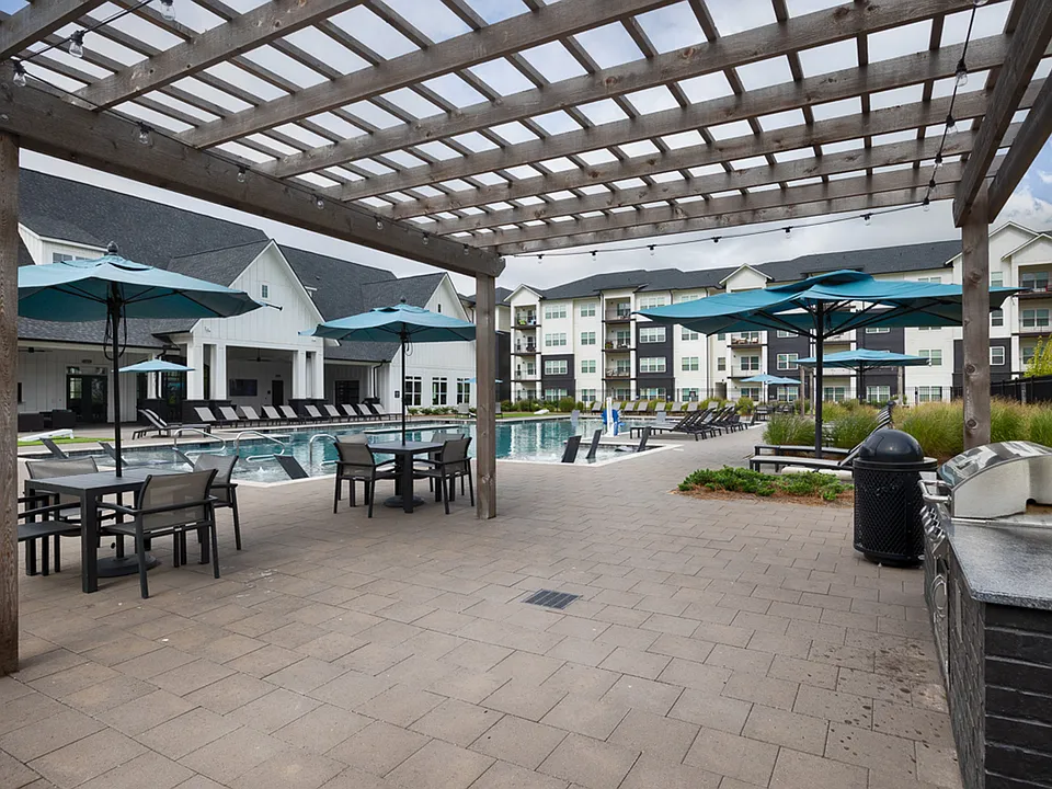 Gateway Village at Swan Creek