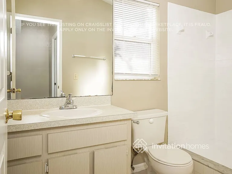 7115 Queen Palm Cir — Photo 11