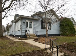 1325 Kane St, La Crosse, WI 54603