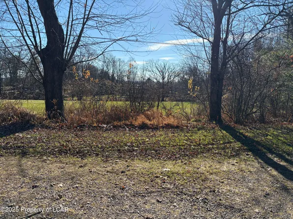 Sunnside Dr, Sweet Valley, PA 18656