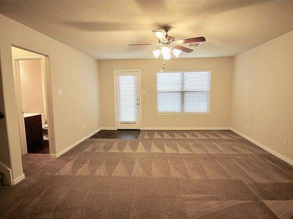 4th image of 5103 Fairfield Ct