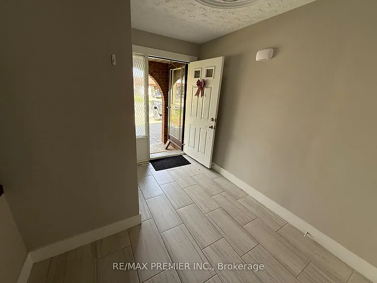 416 Cole Rd #UPPER — Photo 7
