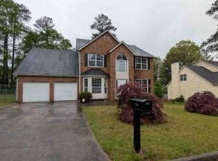 1248 Huntington Place Cir, Lithonia, GA 30058