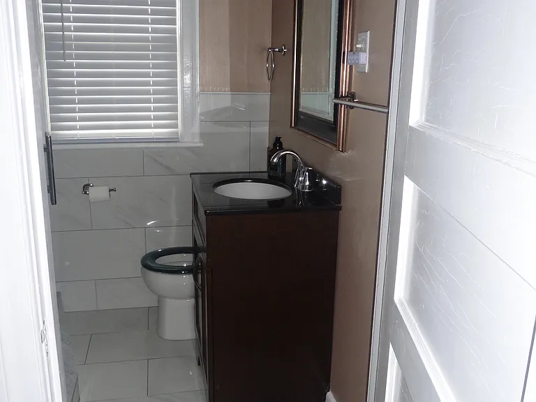 319 Crompton Rd — Photo 16