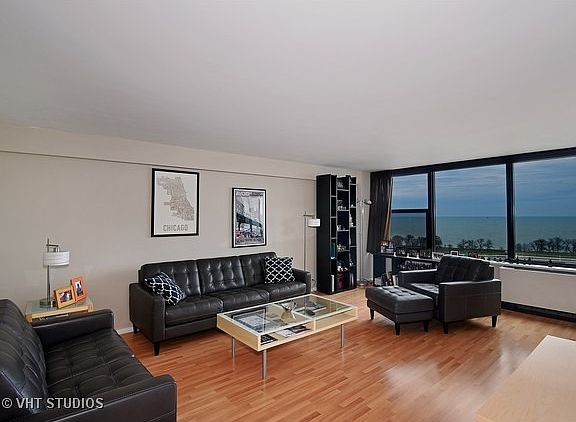 2nd image of 3430 N Lake Shore Dr APT 17L
