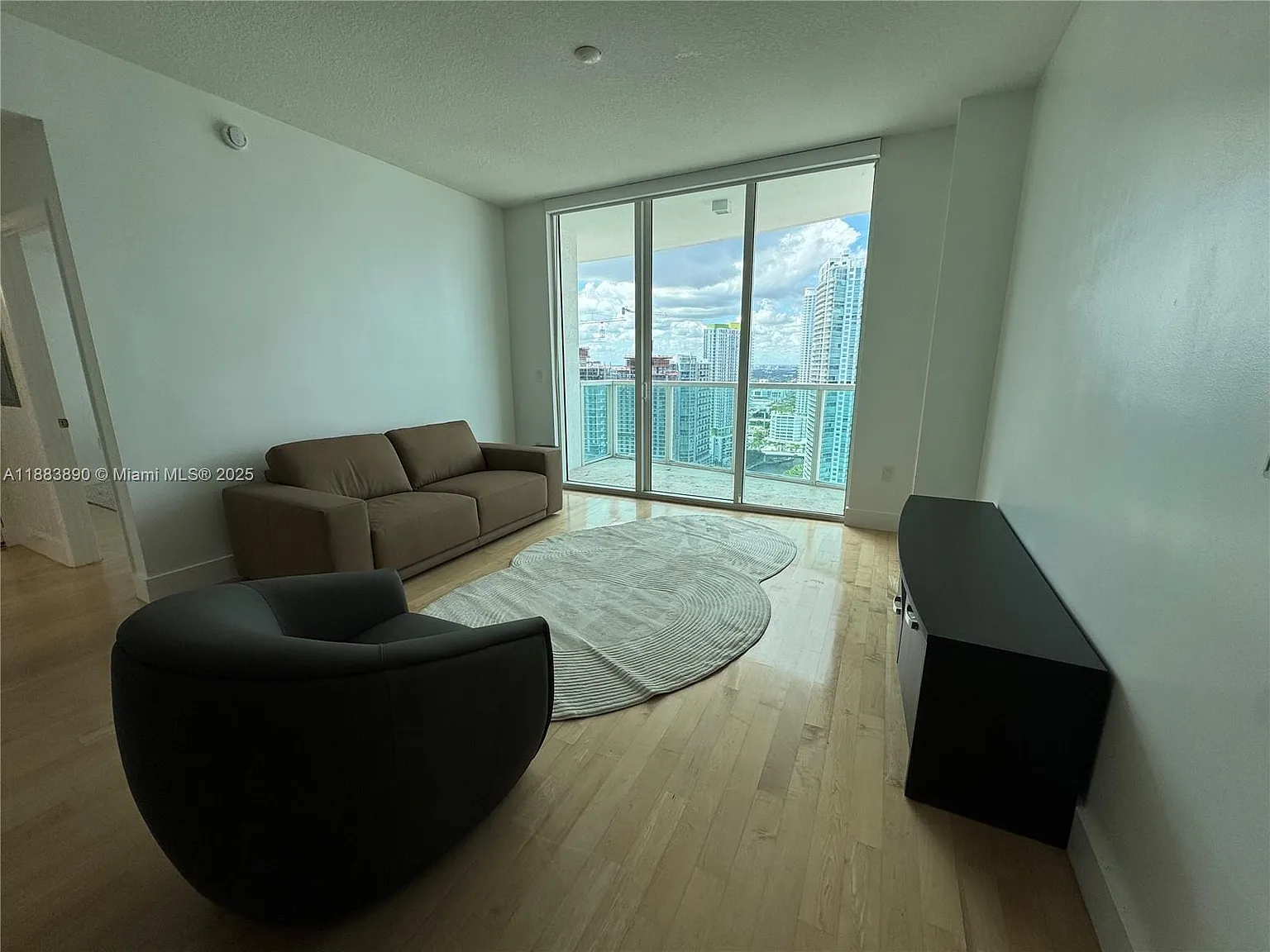 Brickell On The River N T — Photo 1