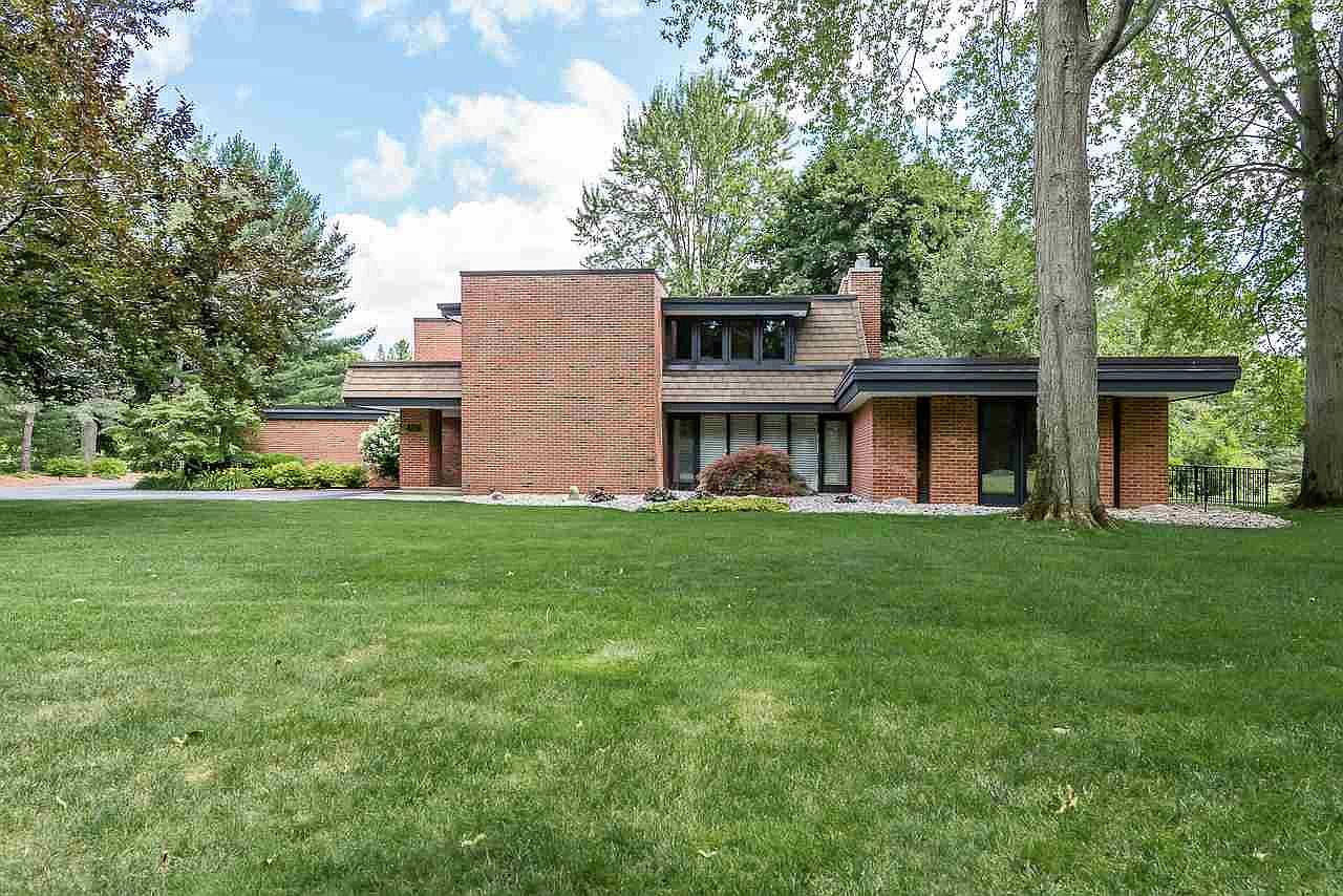 3716 Valley Dr, Midland, MI 48640 Zillow