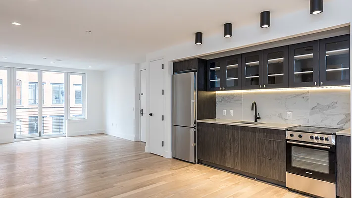 Rented by Nooklyn NYC LLC | media 50