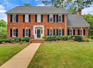 3835 Edgewater St, High Point, NC 27265