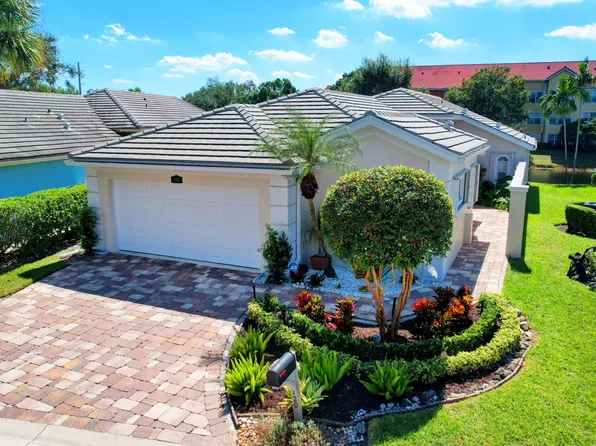 120 Harbor Lake Circle, Greenacres, FL 33413