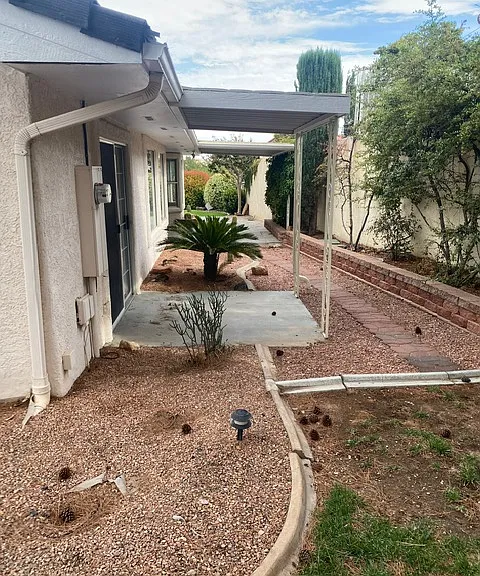 660 E Vermillion Ave — Photo 35