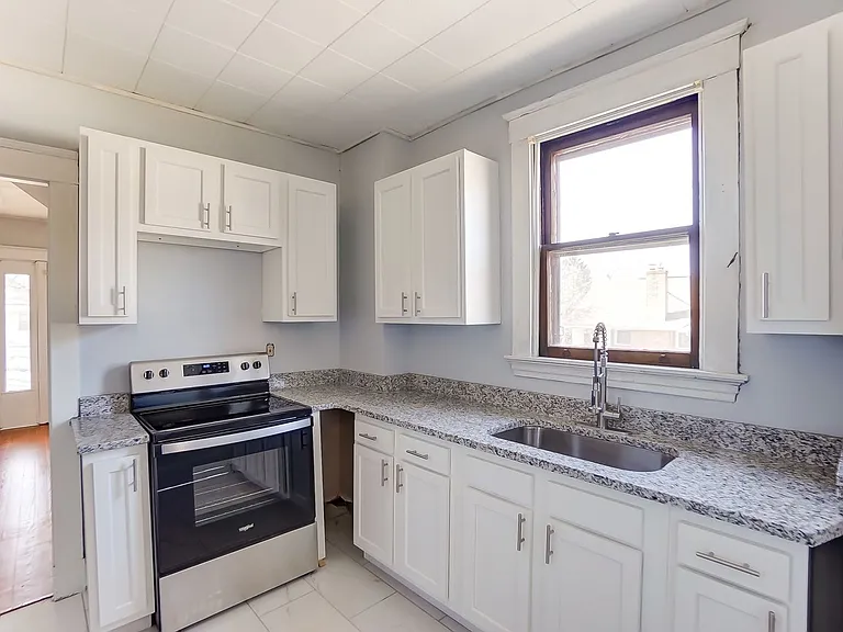 3710 Wieman Ave — Photo 11