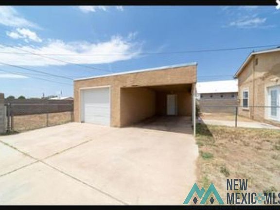 2nd image of 722 S Avenue B