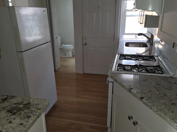 1805 W 8th St, Wilmington, DE 19805