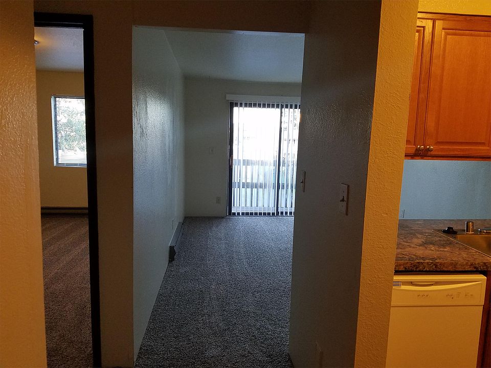 2nd image of 1414 W 26th Ave APT 217