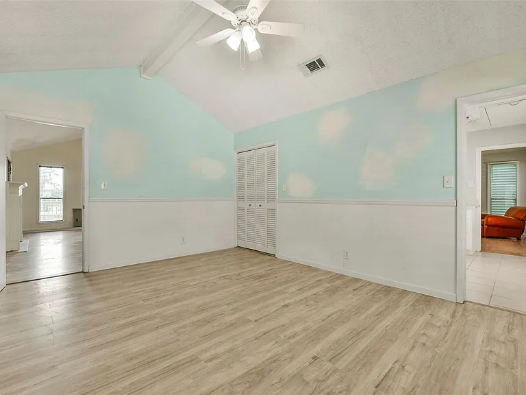 1073 Redfish St — Photo 22