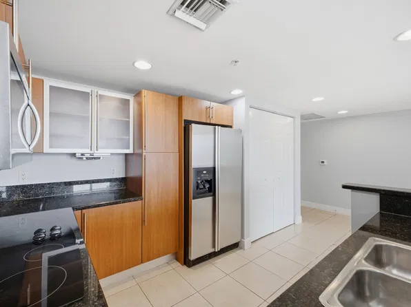 610 Clematis St, West Palm Beach, FL