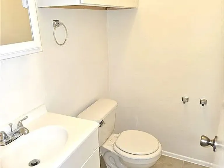 203 S Mitchell St #4 — Photo 10