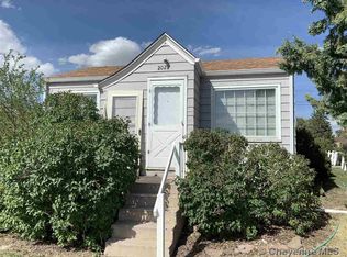 2022 E 15th St, Cheyenne, WY 82001