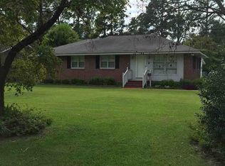 600 Yarboro St, Mullins, SC 29574