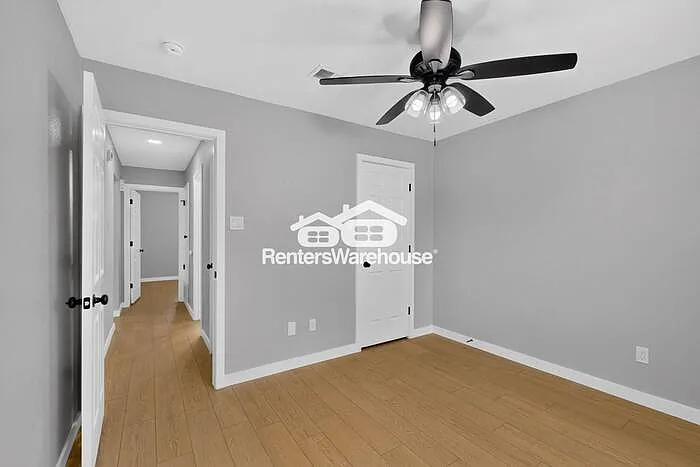 3945 Spoonwood Ln — Photo 21
