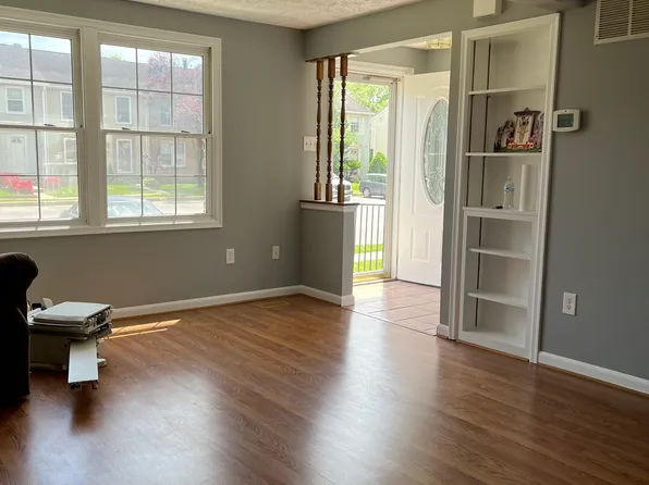 4 Ramsgate Ct, Baltimore, MD 21227