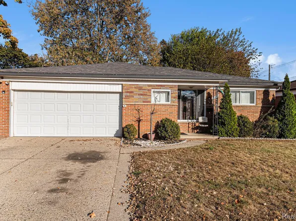 28440 Panama St, Warren, MI 48092