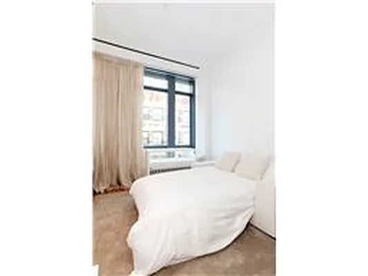 Rented by Douglas Elliman | media 22