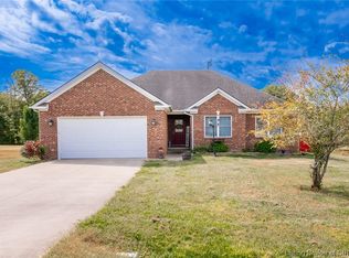 2015 Cedar Creek Dr, Henryville, IN 47126