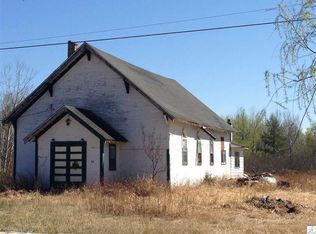 82 W Harney Rd, Esko, MN 55733