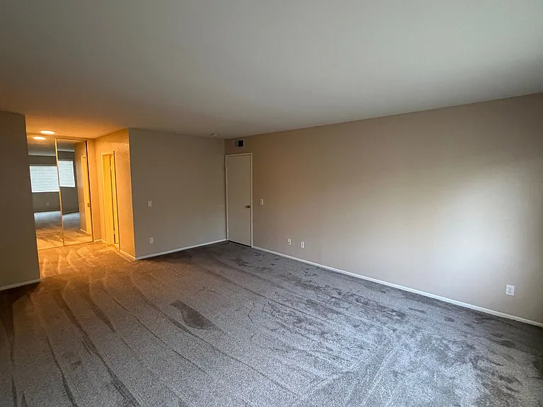 3636 Sumner Ave #210 — Photo 12