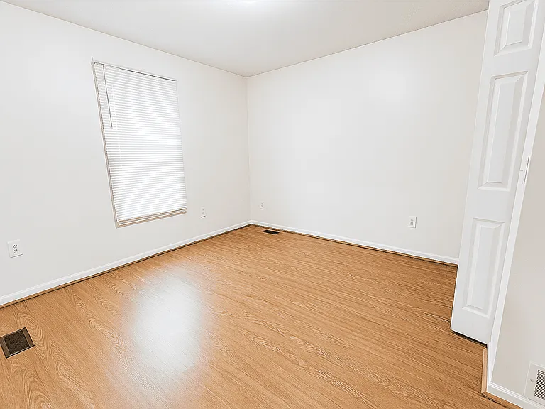 422 N Hamilton St #2 — Photo 8