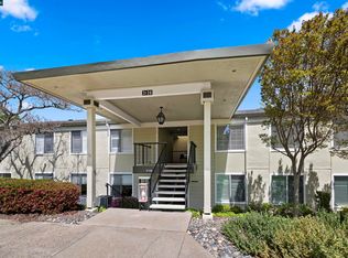 3136 Ptarmigan Dr APT 7, Walnut Creek, CA