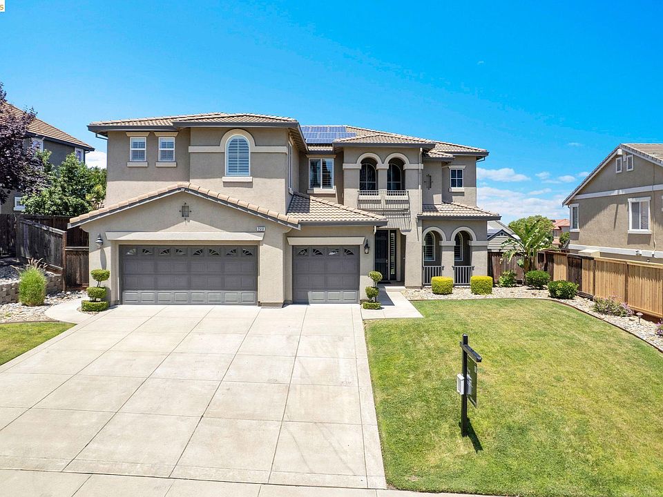 1st image of 2513 Winged Foot Rd