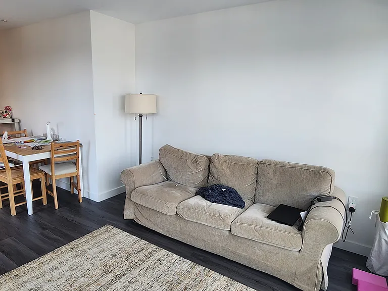 212 E 28th Ave — Photo 9
