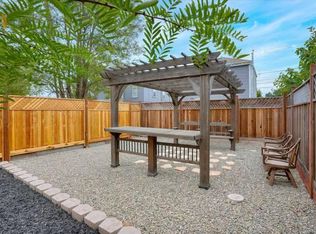 320 Spruce St, Alameda, CA