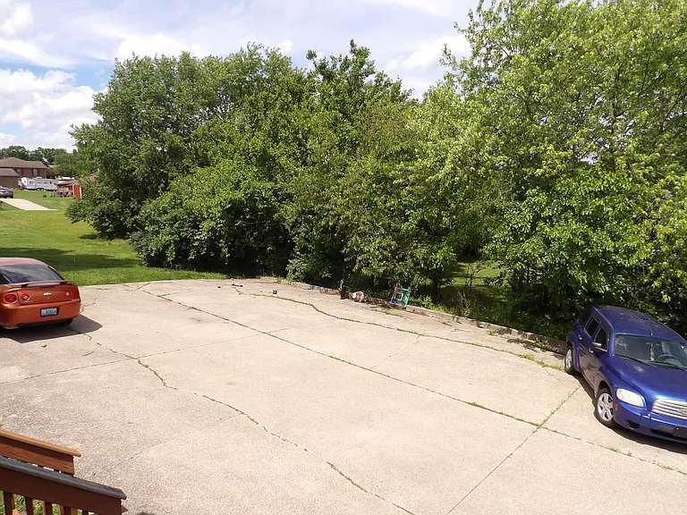 75 Ashwood Ct #3 — Photo 41