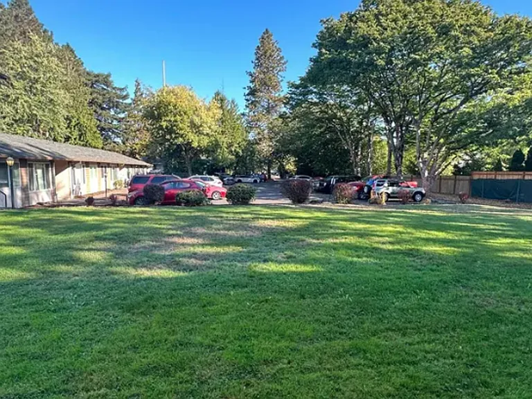 5050 NE Killingsworth St — Photo 8