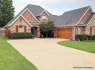 4075 Pasofino Loop, Springdale, AR 72764