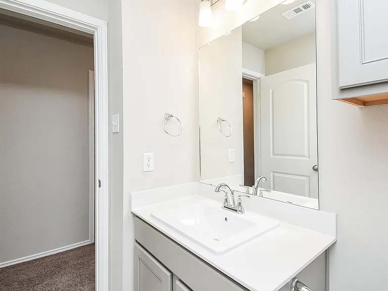 2910 Scanlan Mdw #18 — Photo 27