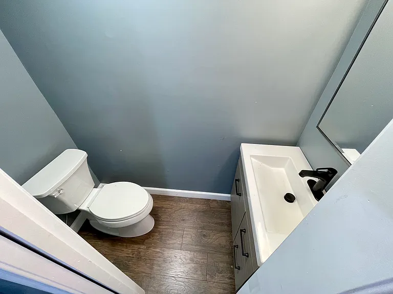 713 Warren Rd — Photo 12