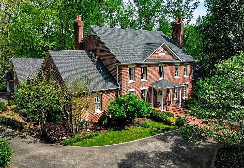 1st image of 1807 Devenger Rd