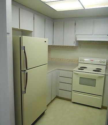 4th image of 20289 Northwest Sq